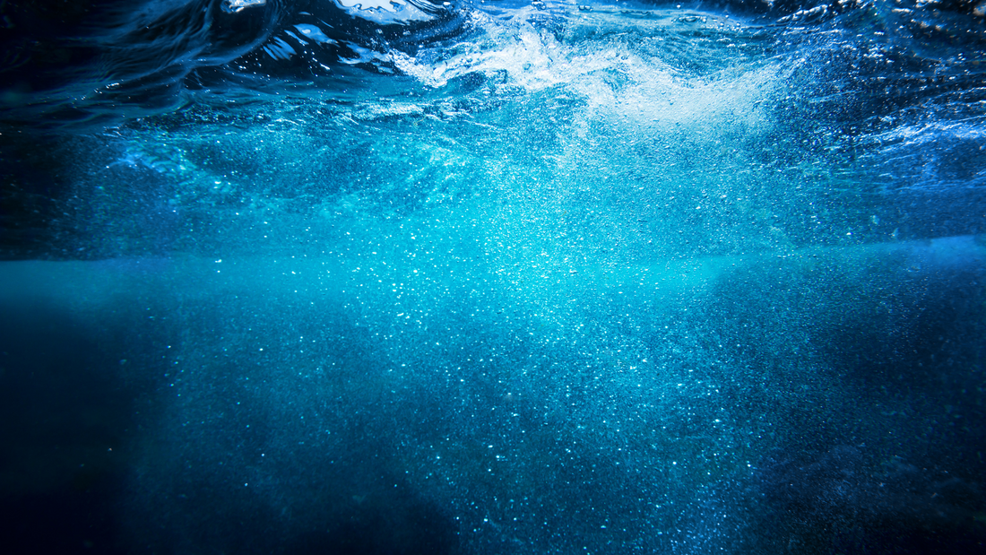 Pure Water in Ocean referencing GAC